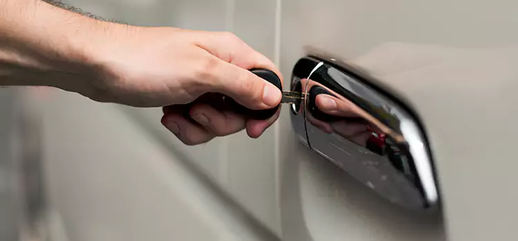 Why Choose Our Auto Locksmith Team in La Crescenta-Montrose, CA?