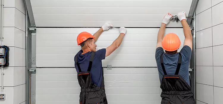 Choose Us for Your Garage Door Needs in La Crescenta-Montrose