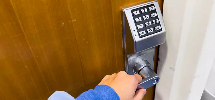 Why Choose Us for Your Keypad Lock Needs in La Crescenta-Montrose, CA?
