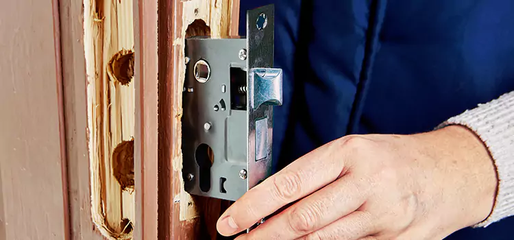 Garage Door Lock Replacement La Crescenta-Montrose